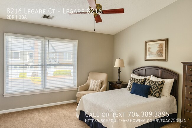 Building Photo - 8216 Legare Ct