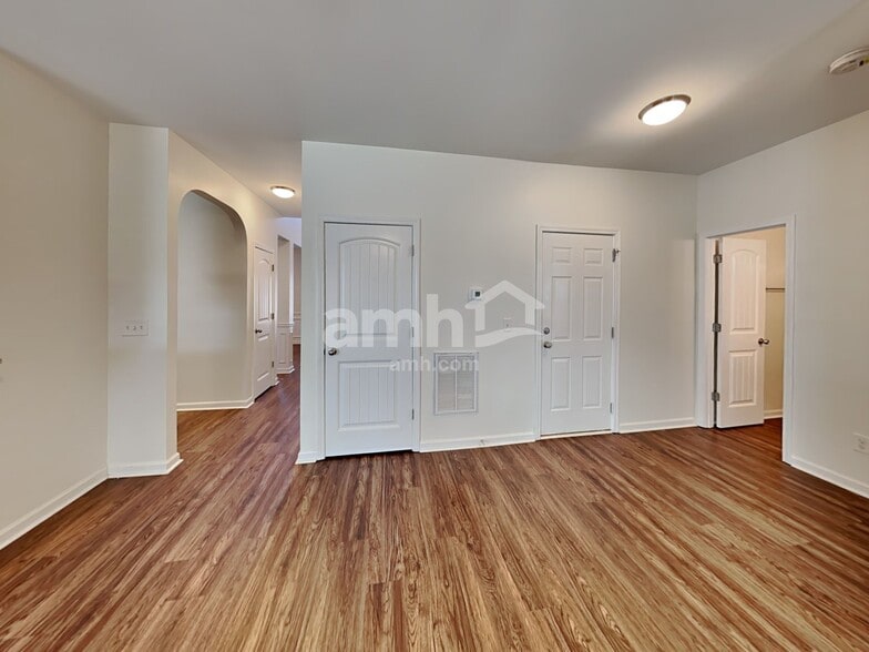 Building Photo - 82 Torero Trail