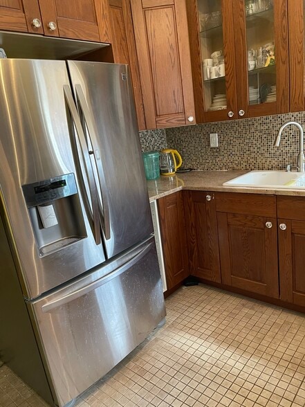 Building Photo - 160 N 16th St