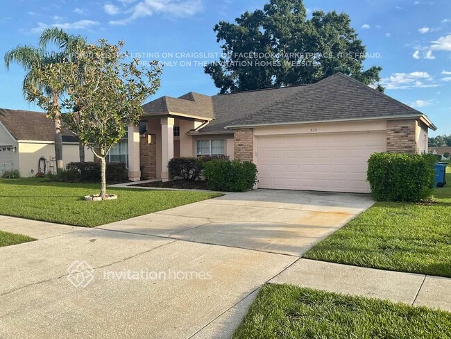 Building Photo - 826 Walsingham Way