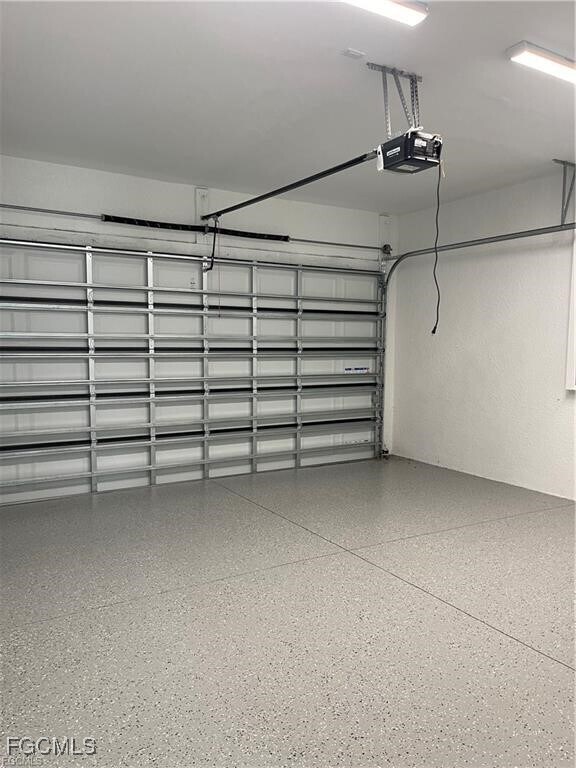 Building Photo - 3611 34th St SW