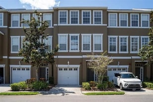 Building Photo - 3046 Pointeview Dr