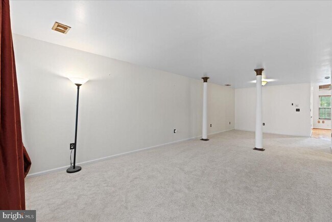 Building Photo - 95 Tattersall Dr