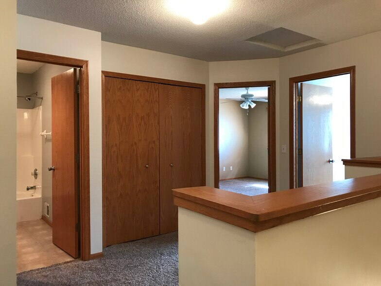 Building Photo - 14179 Plymouth Ave