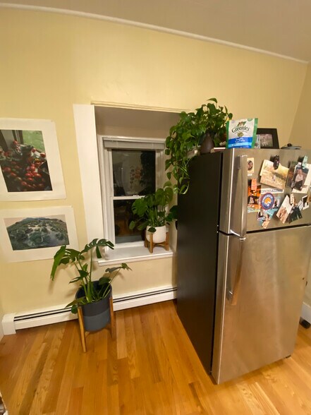 Building Photo - 12 Claremon St