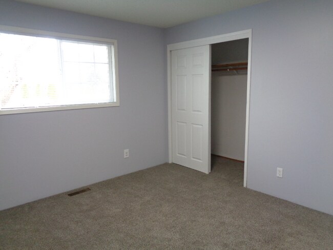 Building Photo - 1225 E Casino Rd