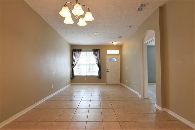 Building Photo - AVALON PARK 3br 3ba townhouse in Northwest...