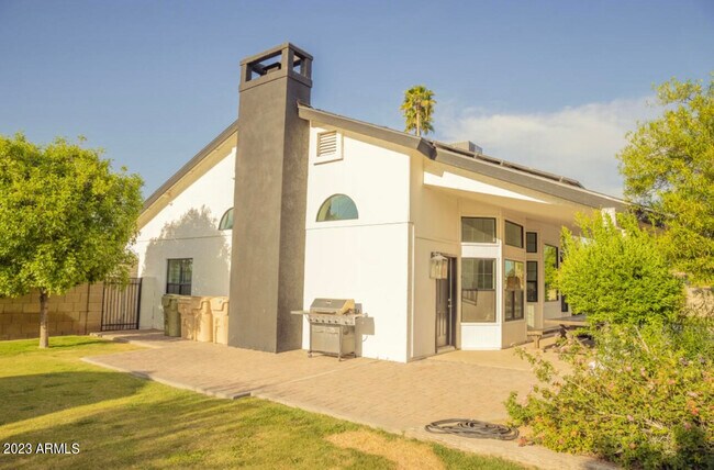 Building Photo - 6427 W Wethersfield Rd