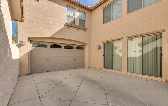 Building Photo - 14586 W Port Au Prince Ln