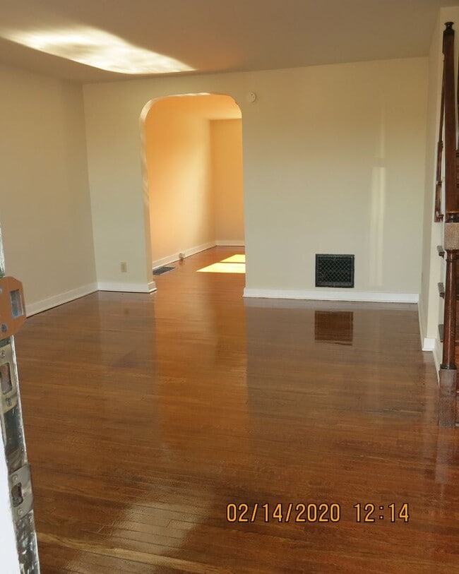 Building Photo - 1415 Calder St