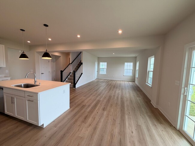Building Photo - Available Now in Smyrna! **4 Bedrooms | 2.5 Bathrooms | Office/Flex Room | 2-Car Garage**