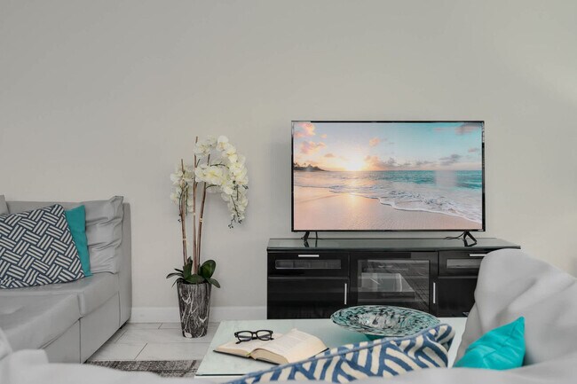 Building Photo - 1580 Tempo Ln