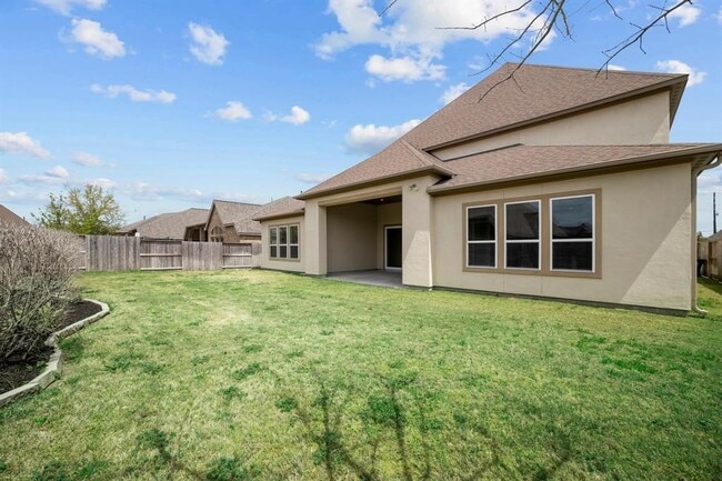 Building Photo - 9814 Carver Dr