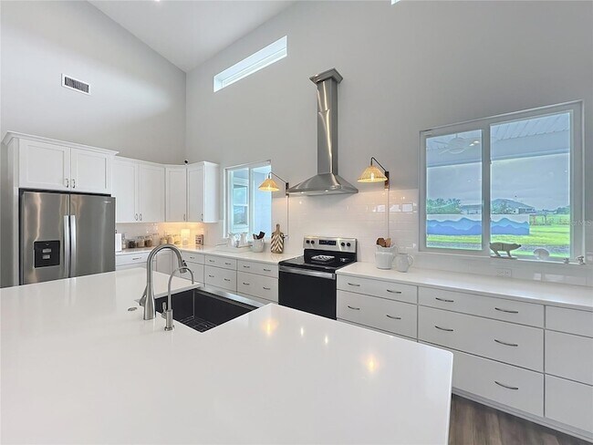 Building Photo - 10224 South Bay Lake Rd