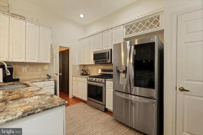 Building Photo - 12350 Woodwalk Ter