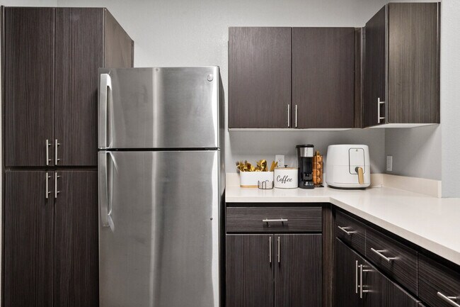 Building Photo - 14 W Villa Rita Dr