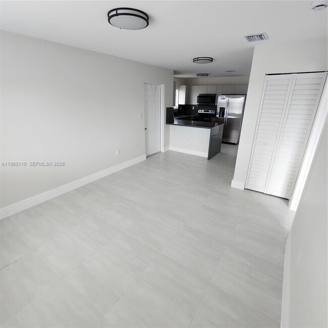 Building Photo - 1171 NW 66th St