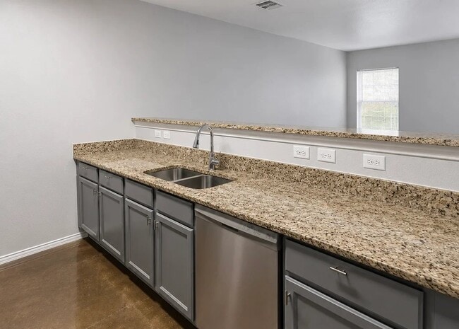 Building Photo - 10611 Mathom Landing