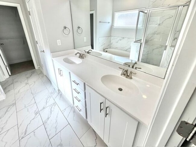 Building Photo - Now Leasing a 4-bedroom 2.5 bath home in Walls, MS @ Mallard Park. Available Now!