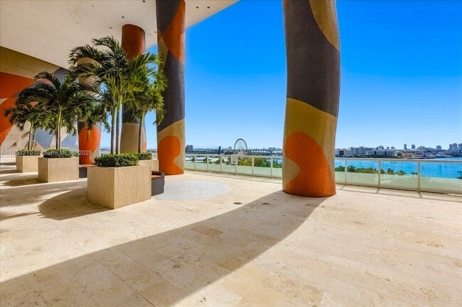 Building Photo - 50 Biscayne Blvd