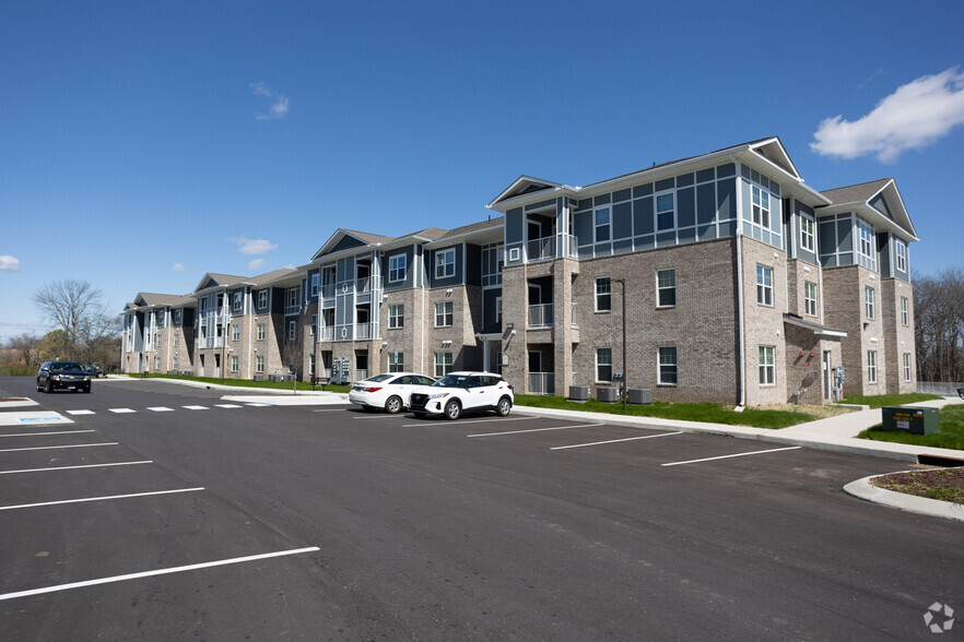 Primary Photo - Limestone Trail Apartments