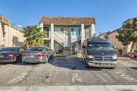 Building Photo - 3604 Thomas Ave