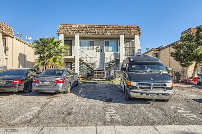 Primary Photo - 3604 Thomas Ave