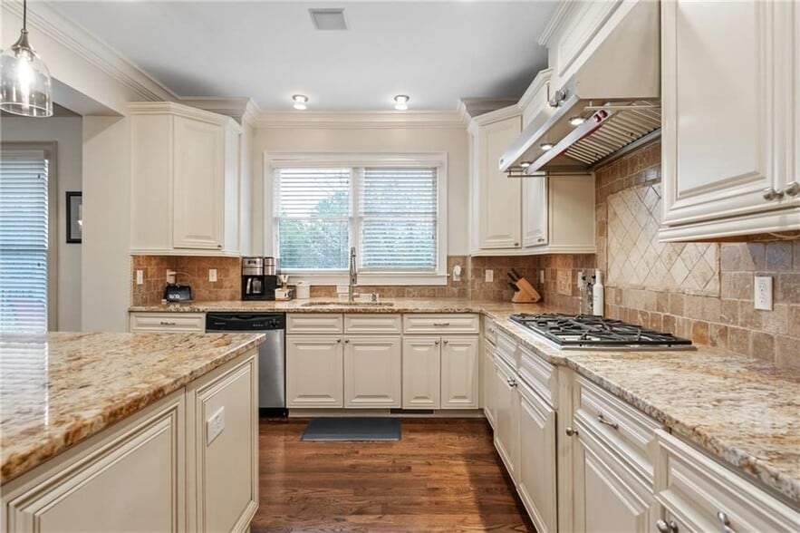 Building Photo - 2408 Winter Garden Pl