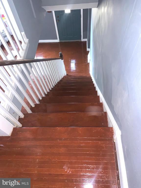 Building Photo - 4613 Hartel Ave