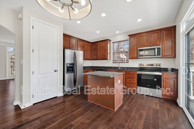 Building Photo - 83 3rd Ave NW