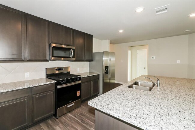 Building Photo - 5107 Hector Gustavo Dr