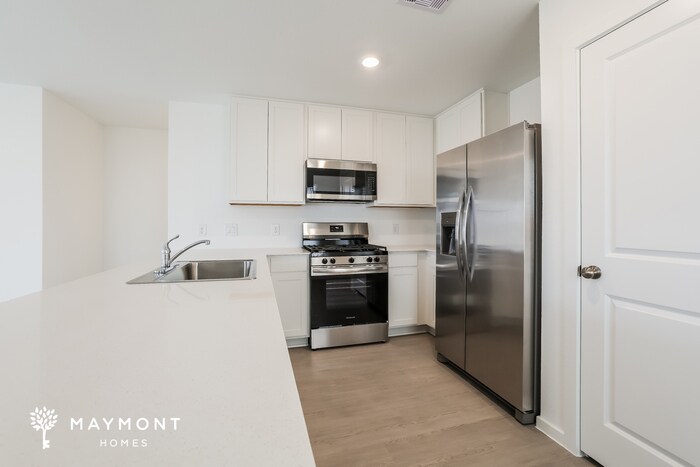 Building Photo - 18039 Trepito Ave