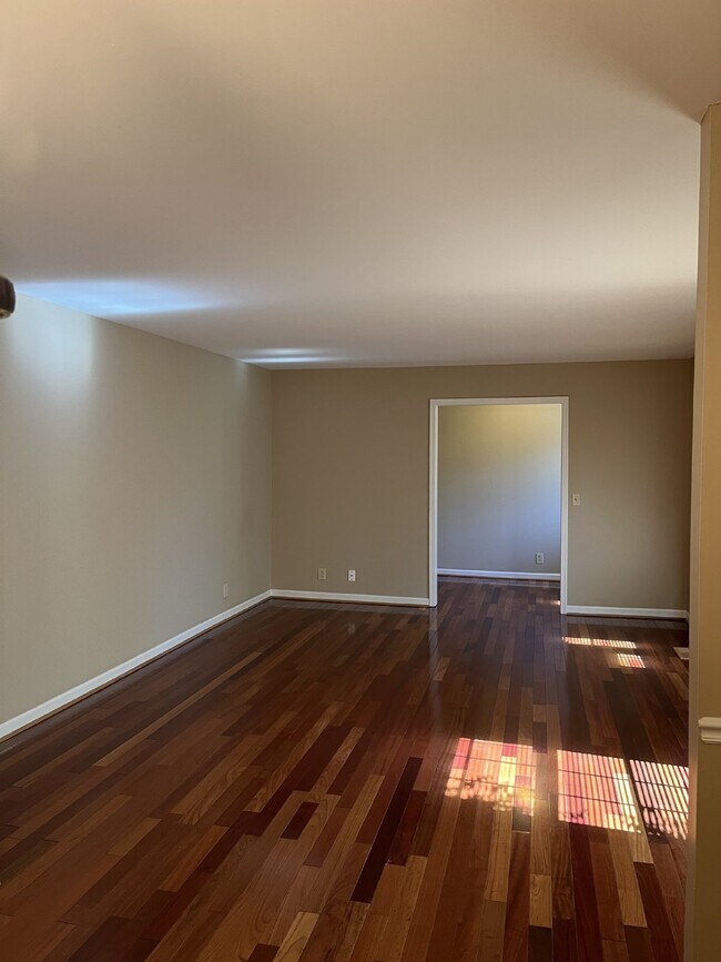 Building Photo - "Charming 3-Bed Sanctuary with Finished Ba...