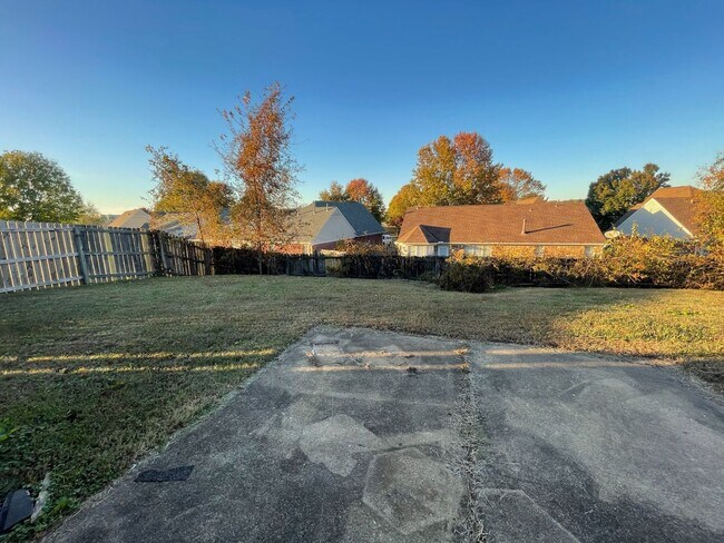 Building Photo - TRINITY LAKES, DESOTO CENTRAL SCHOOLS!