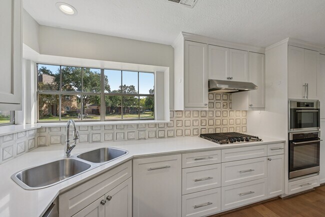 Building Photo - 1706 Cedar Creek Ct