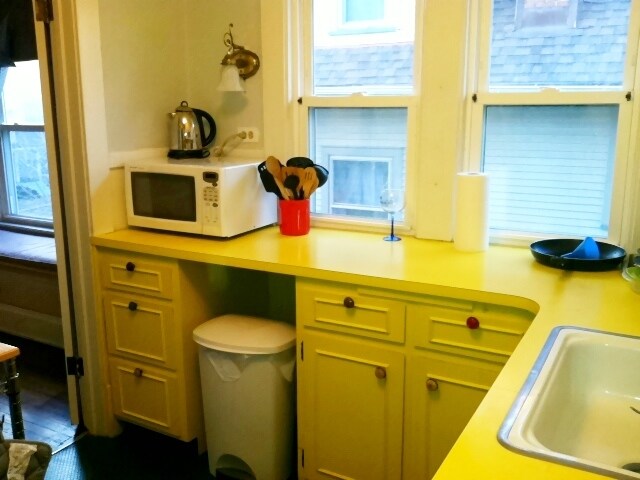 Building Photo - 2203 Bellfield Ave