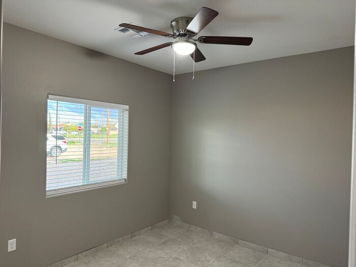 Building Photo - 2581 E Pinal Vista