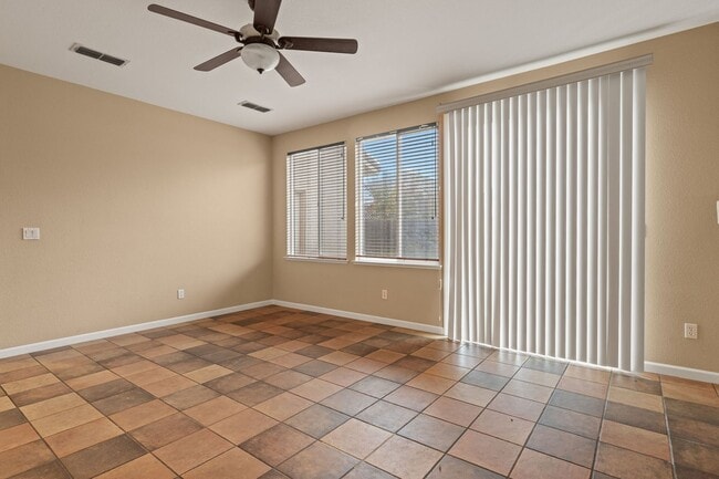 Building Photo - 10228 Pedra Do Sol Way