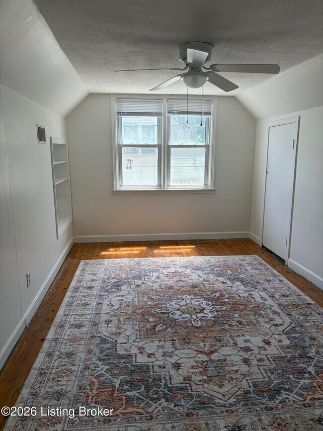 Building Photo - 1509 Sharon Dr
