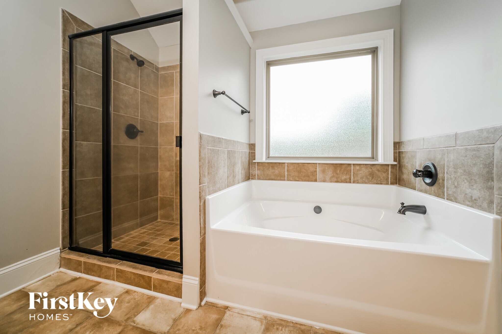 Building Photo - 51 Maple Hill Dr