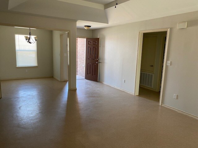 Building Photo - 2913 Rice Ave
