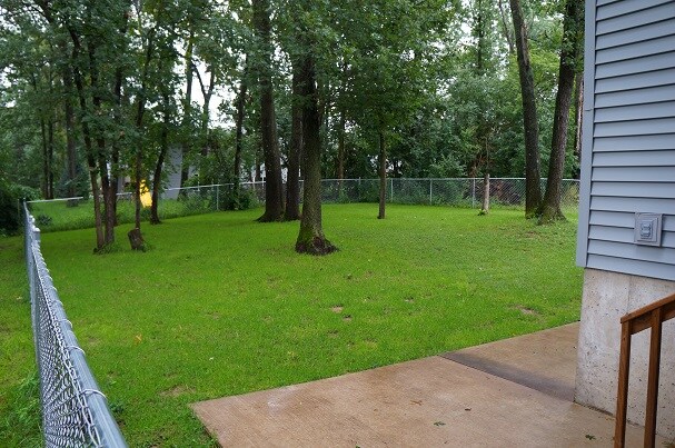 Building Photo - 3705-3707 Valley View Pl