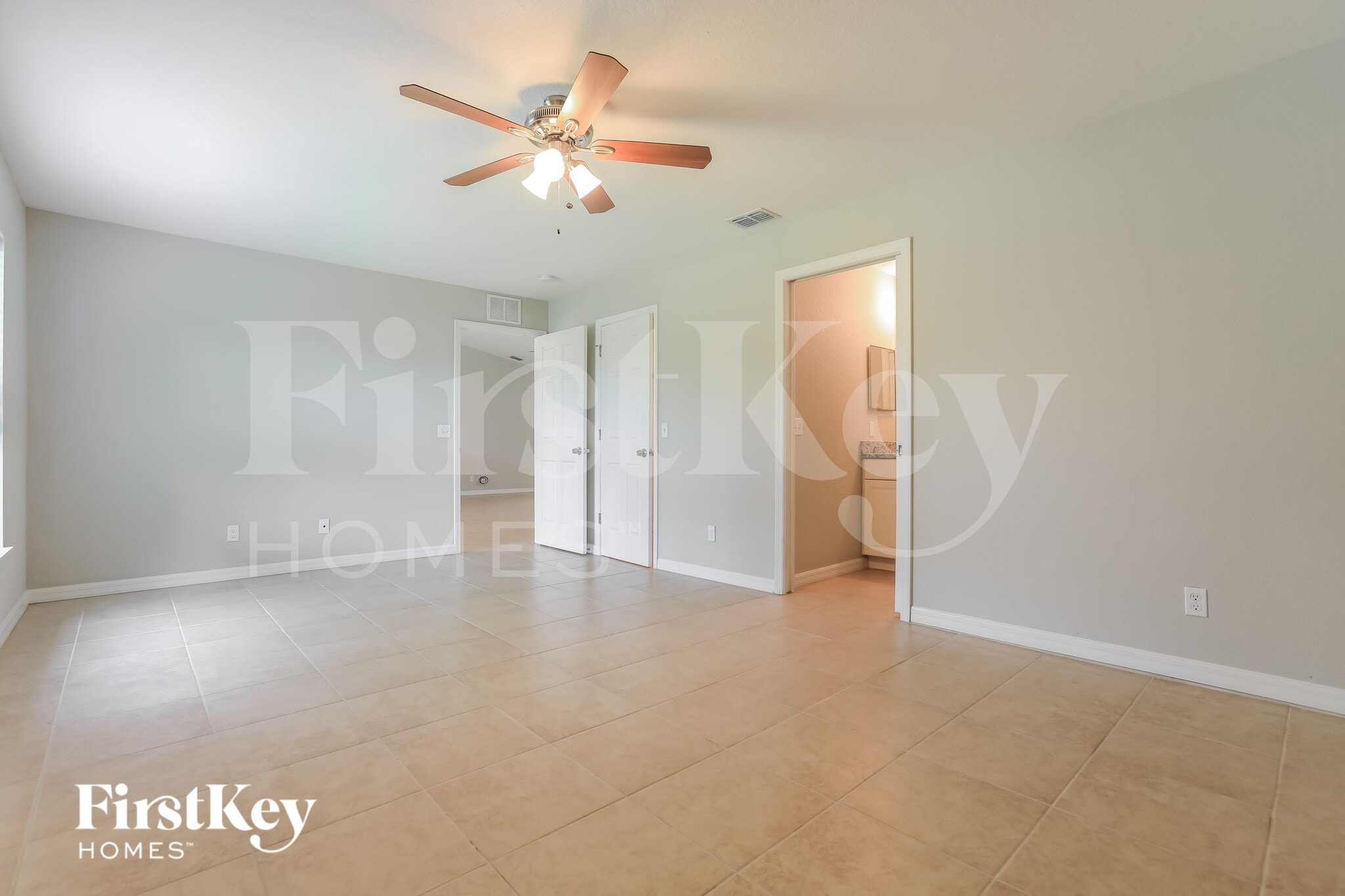 Building Photo - 11940 Helicon Ave