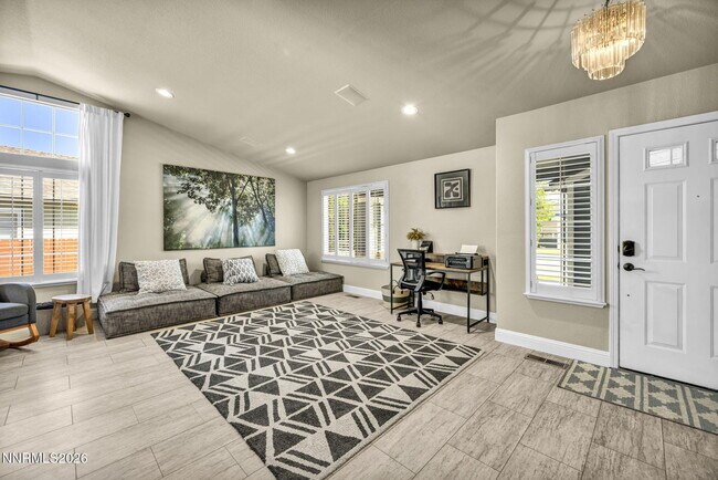 Building Photo - 5045 Pradera St