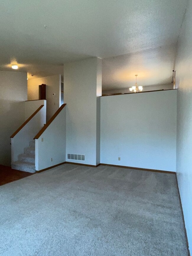 Building Photo - * LIMITED-TIME: $750 Move-In Credit * 4 Bedroom, 2 Bath Home for Rent
