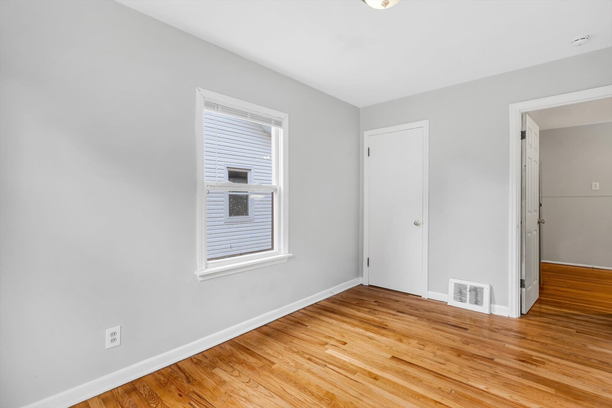 Building Photo - 8593 Engler ave