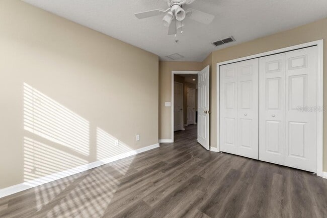 Building Photo - 868 Stonechase Ln