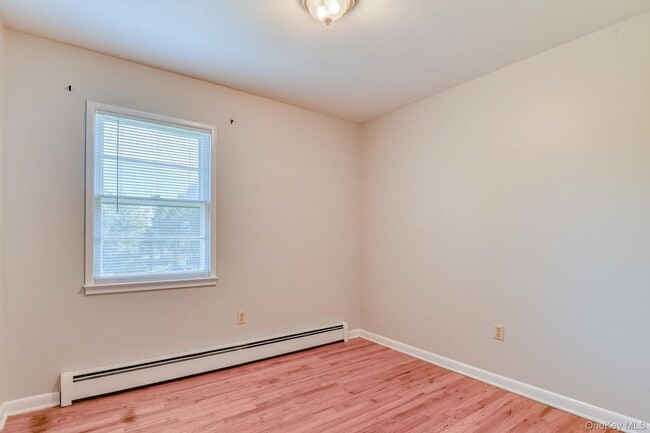 Building Photo - 11 Hudson Bluff Cir