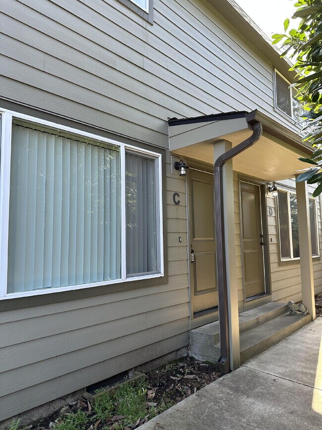 Building Photo - **One Portable AC Unit included**  Recentl...