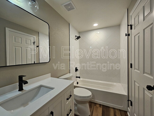 Building Photo - 7101 Mountain Brush Cir